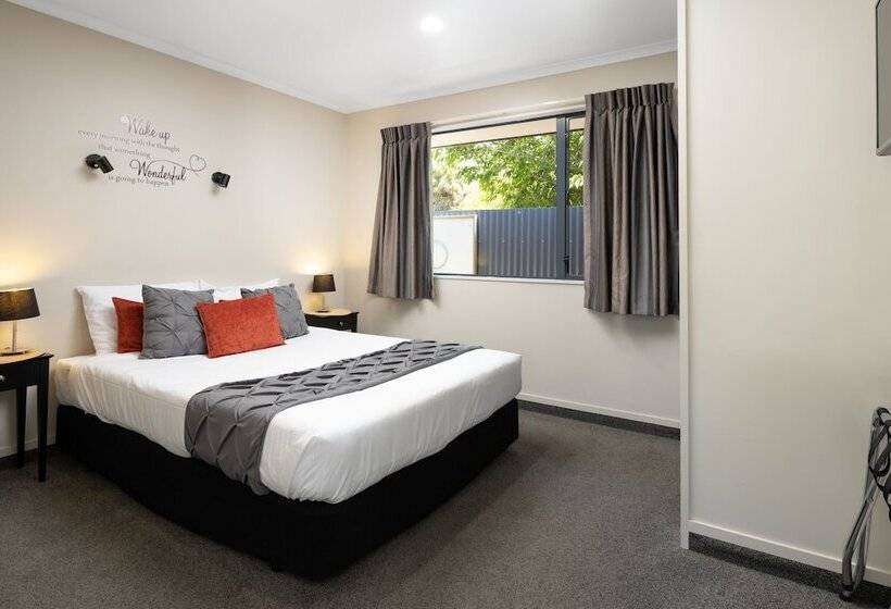 Апартаменты Executive 1 Спальня, Centre Court Motel
