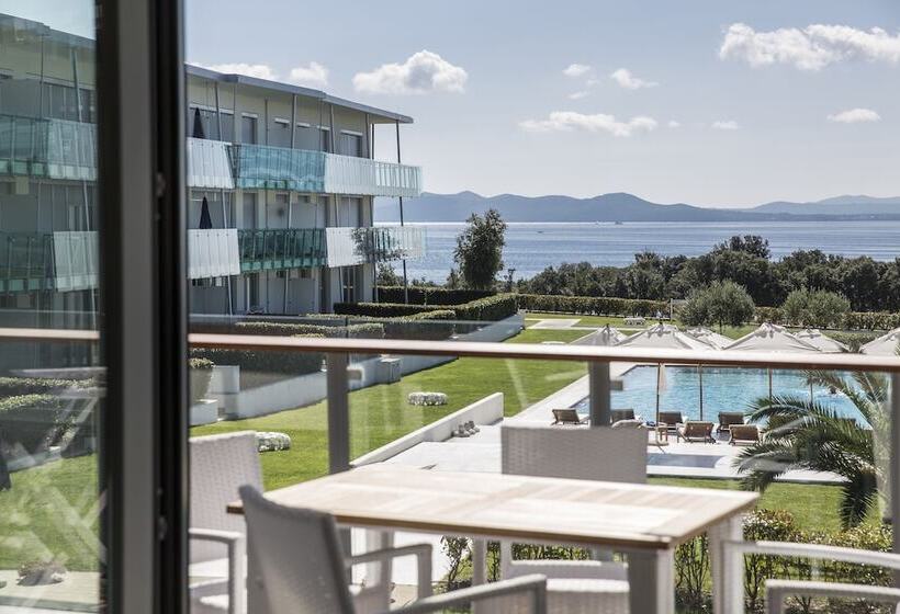 Апартаменты Superior 2 Спальни, Falkensteiner Residences Senia
