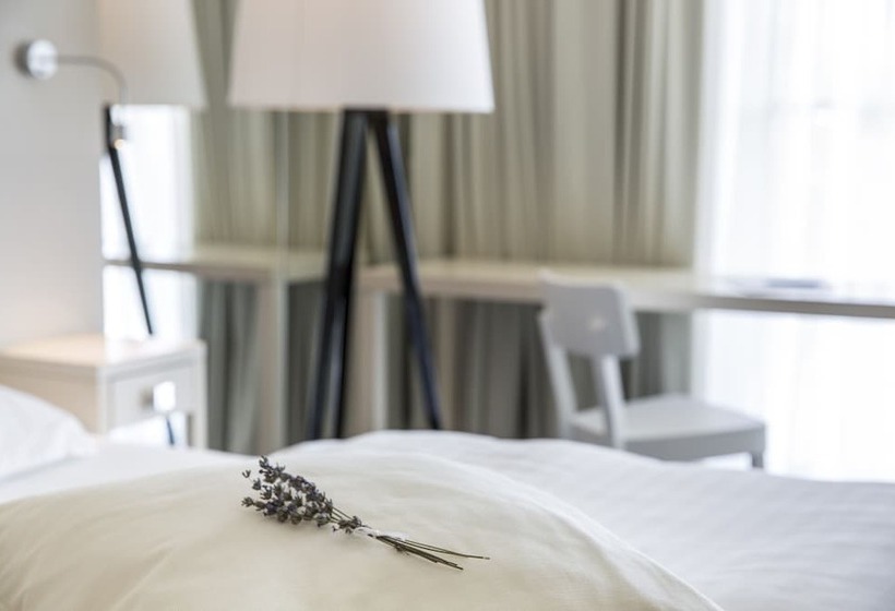 Апартаменты Deluxe 3 Спальни Вид на Море, Falkensteiner Residences Senia