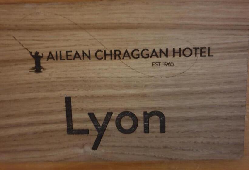 اتاق لوکس خانوادگی, Ailean Chraggan