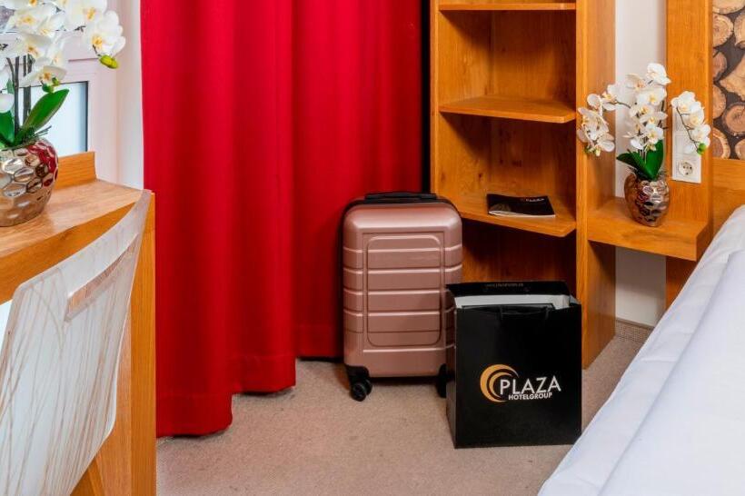 Семейный Номер, Plaza Inn Dachau   München