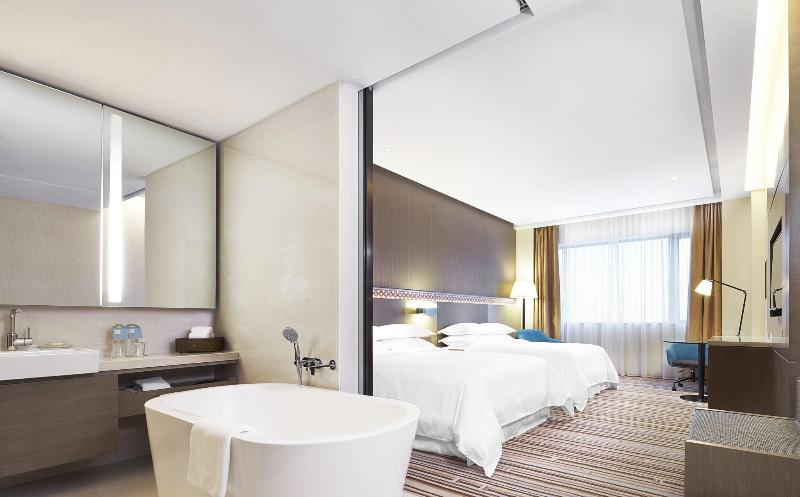 Номер Стандарт, Four Points By Sheraton Guilin, Lingui