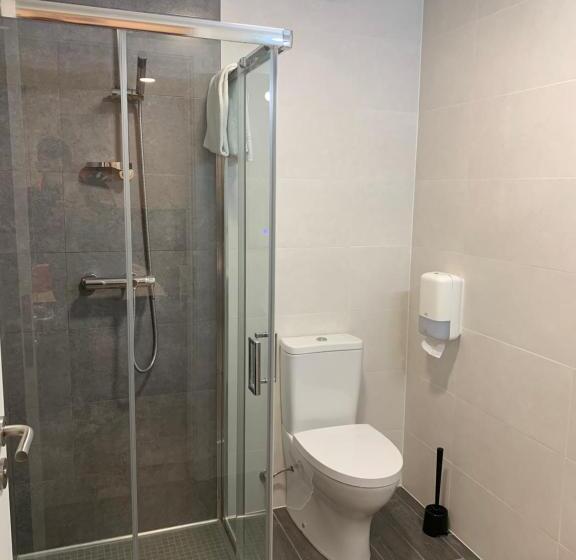 اتاق استاندارد با تخت بزرگ, Hôtel M&r