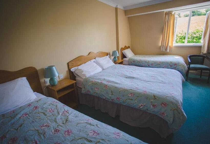 اتاق استاندارد سه نفره, Diamond Hill Country House