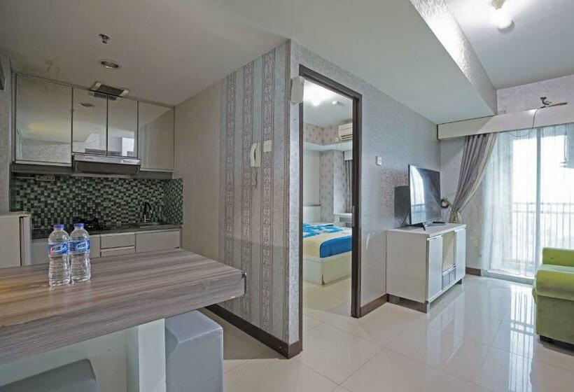 Апартаменты 2 Спальни, Apartemen Grand Dhika City By Nina