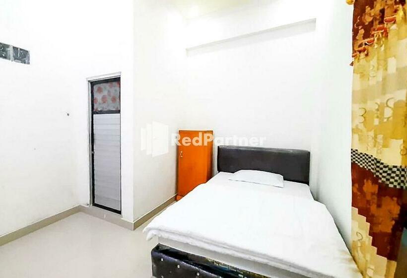 Номер Стандарт, Minang Raya Guesthouse Syariah Redpartner