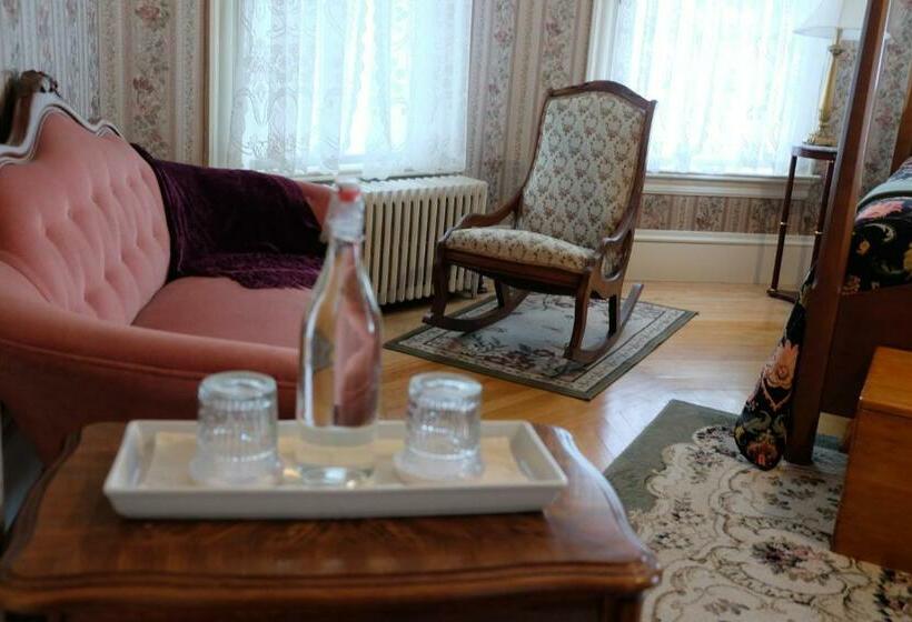 디럭스 룸, Guilford Bed And Breakfast