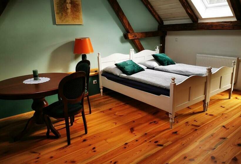 Номер Deluxe, Penzion Okamžik Stanovice