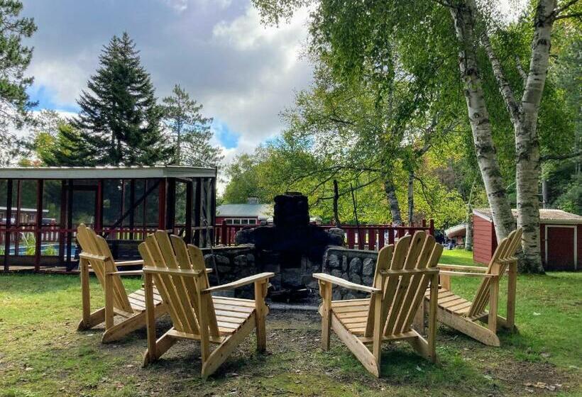 Номер Стандарт, The Lorca Adirondacks Motel