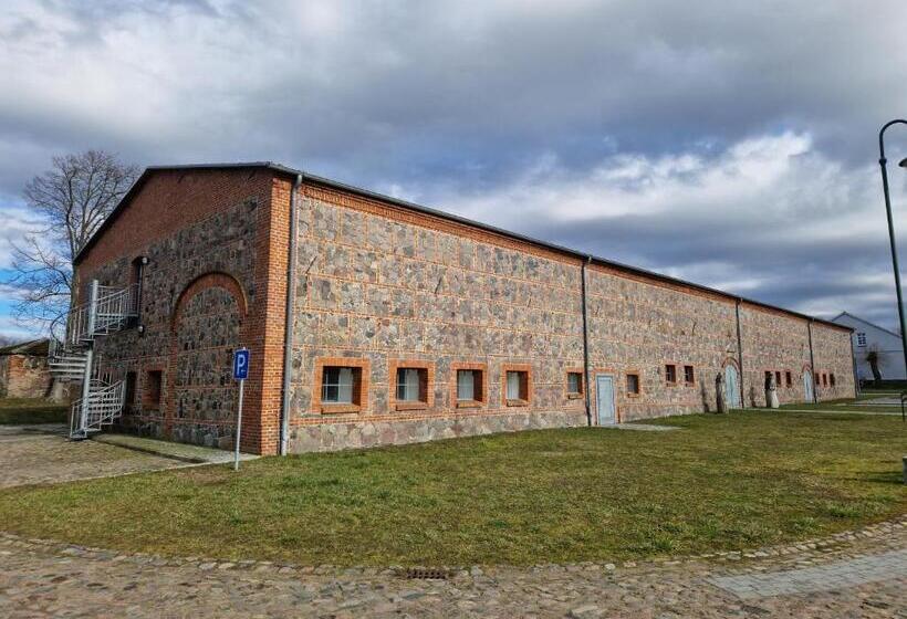 Трехместный Номер Стандарт Совместная Ванная, Schloss Rothenklempenow