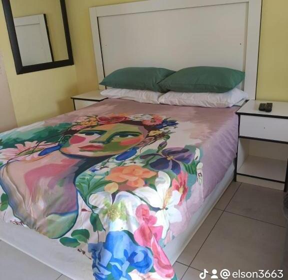 Номер Стандарт, Elson Lodge K1