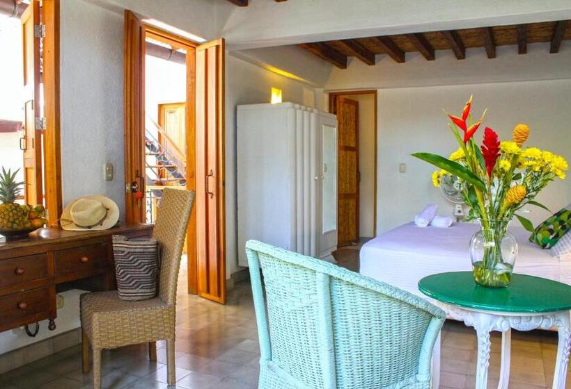 سوییت, Casa Verde