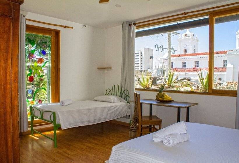 سوییت, Casa Verde