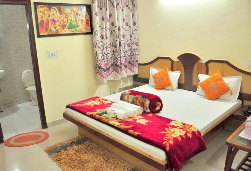 Deluxe Room, Cottage Ganga Inn