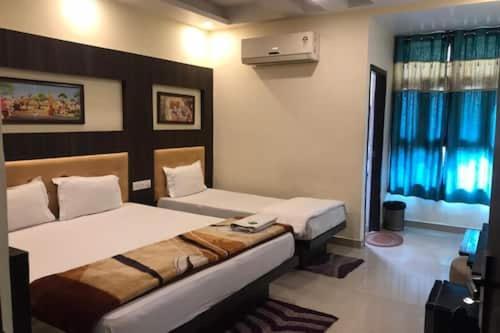 Family Room, Cottage Ganga Inn