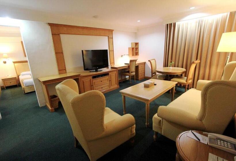 Люкс, Harmoni Suites