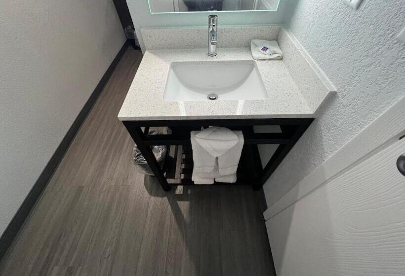 Номер Стандарт, Motel 6 Altoona, Ia  Des Moines East