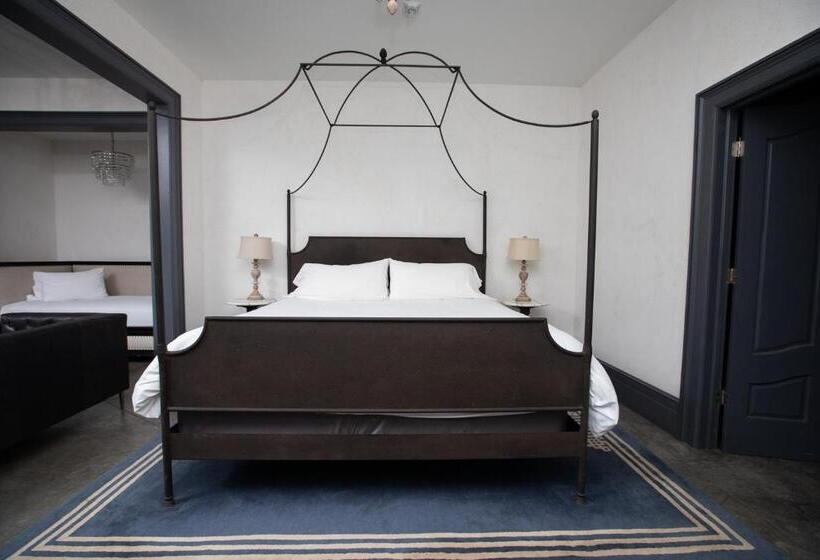 Deluxe Suite King Bed, Surf Hotel & Chateau