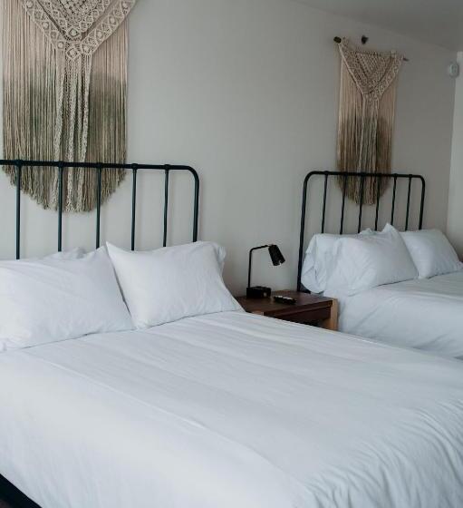 اتاق استاندارد, Surf Hotel & Chateau