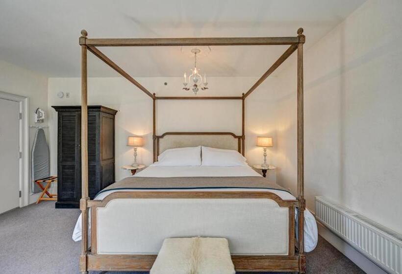 اتاق استاندارد با تخت بزرگ, Surf Hotel & Chateau
