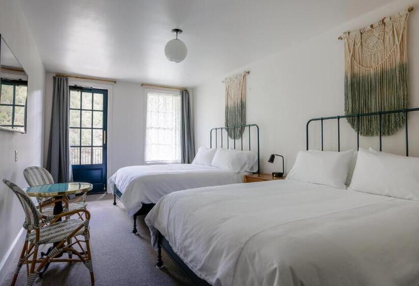 اتاق استاندارد با چشم‌انداز رودخانه, Surf Hotel & Chateau
