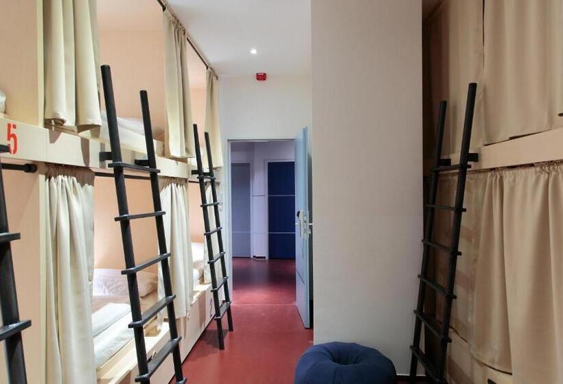 带共用卧室公用房间的床, Maverick City Lodge