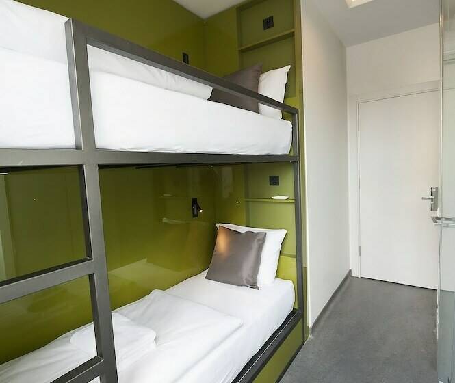 اتاق سوپریور, Wabi Hostels
