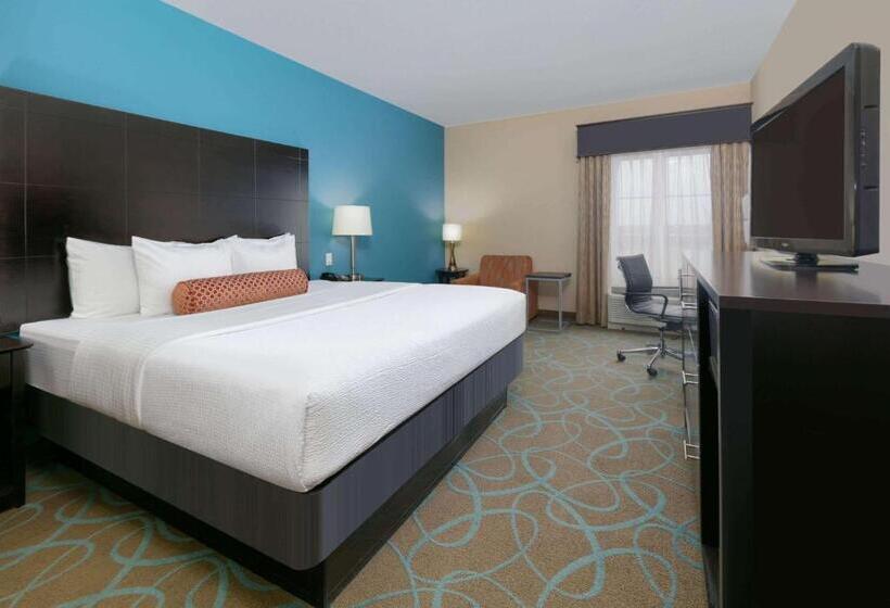 Номер Deluxe Кровать Кинг, La Quinta By Wyndham Clinton Historic Route 66