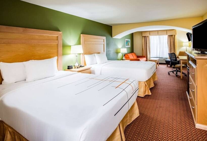 Люкс Повышенной Комфортности, La Quinta By Wyndham Rochester Mayo Clinic Area South