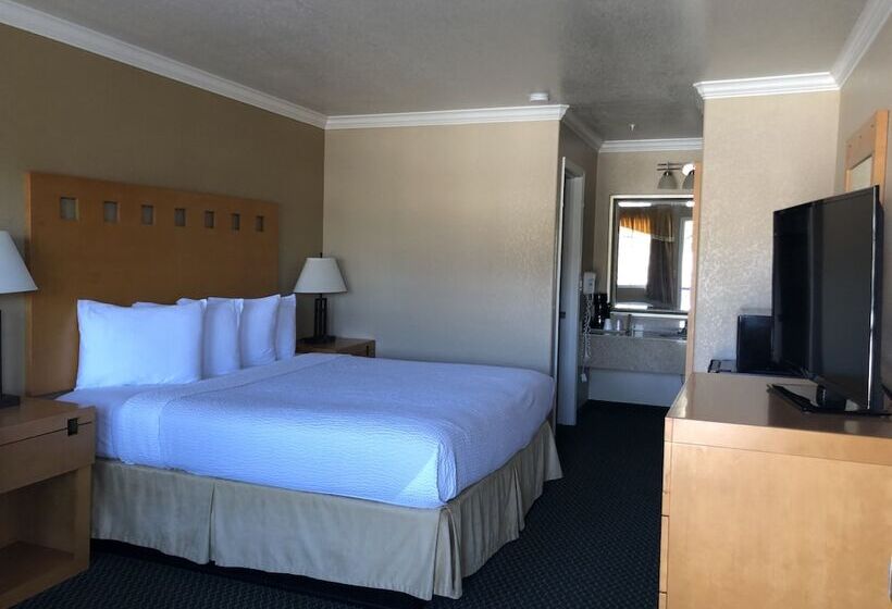 Номер Стандарт, Lake Point Lodge