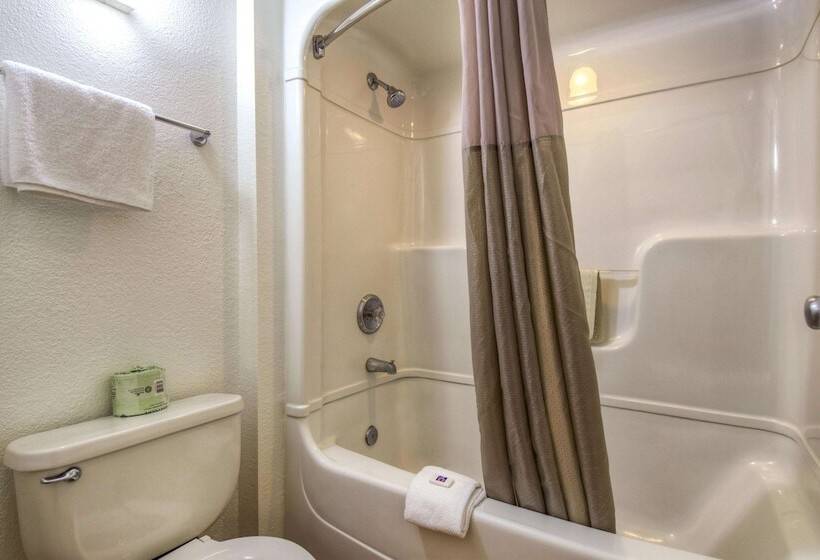 Номер Deluxe, Motel 6san Dimas, Ca  Los Angeles