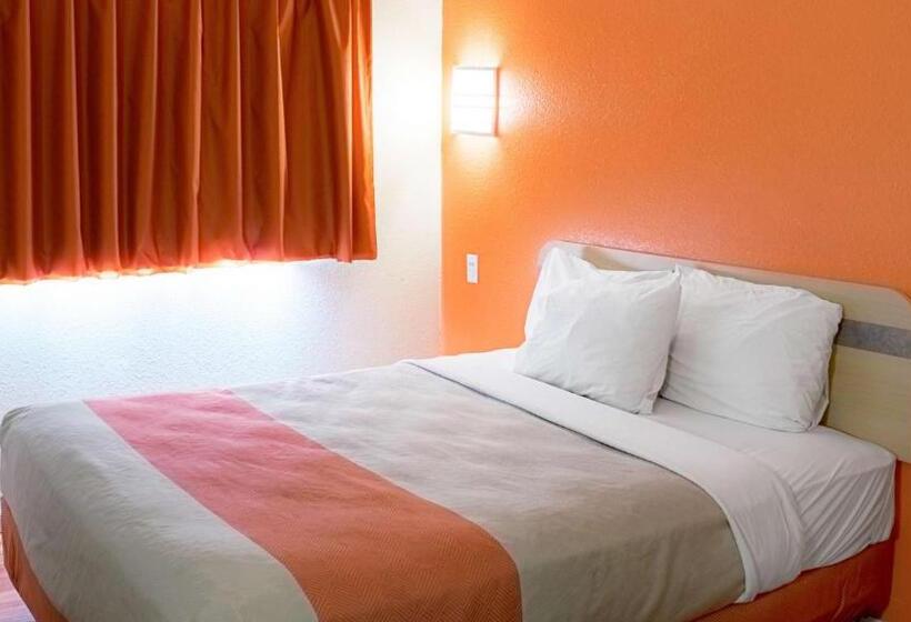 스탠다드 룸, Motel 6 Seymour, In   North