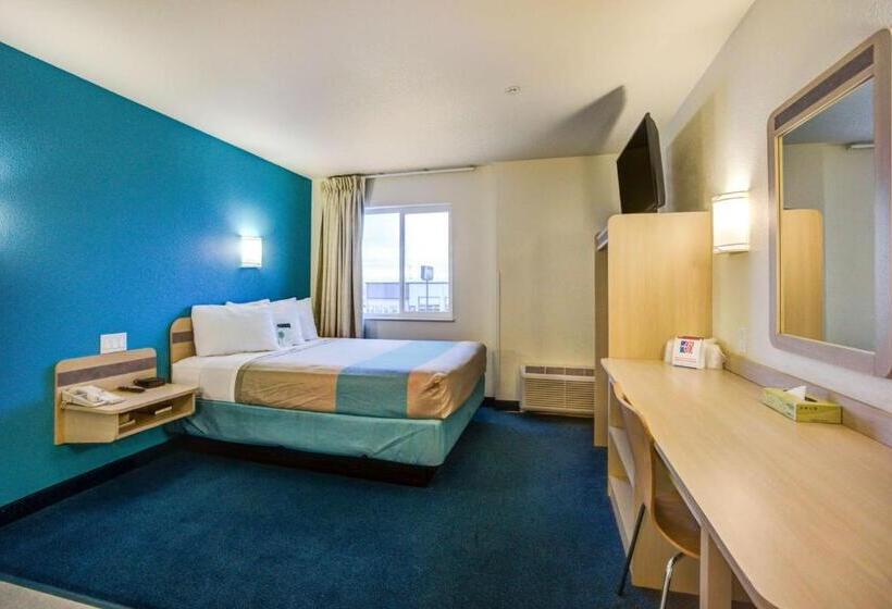 Номер Стандарт Адаптированный для Инвалидов, Days Inn By Wyndham Stony Plain