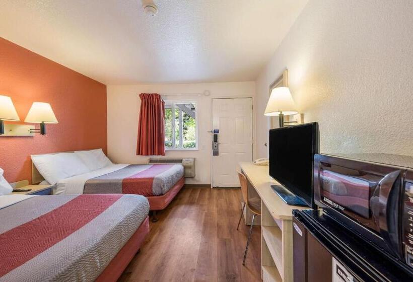 4인용 스탠다드 룸, Motel 6rohnert Park, Ca
