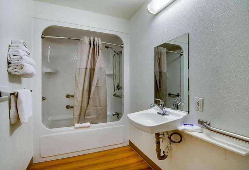 اتاق استاندارد برای معلولان, Motel 6salina, Ks