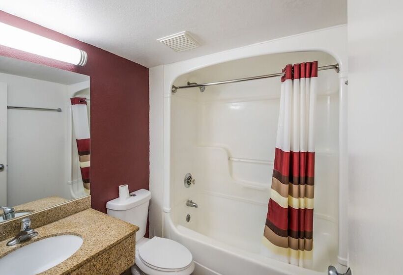 Номер Стандарт 2 Двуспальные Кровати, Red Roof Inn Rochester – Airport