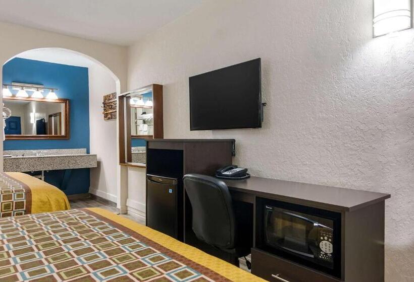 اتاق استاندارد, Rodeway Inn Broken Bowhochatown
