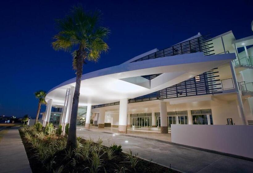 Апартаменты 1 Спальня с Террасой, Cotton Beach Resort  Tweed Coast Holidays ®