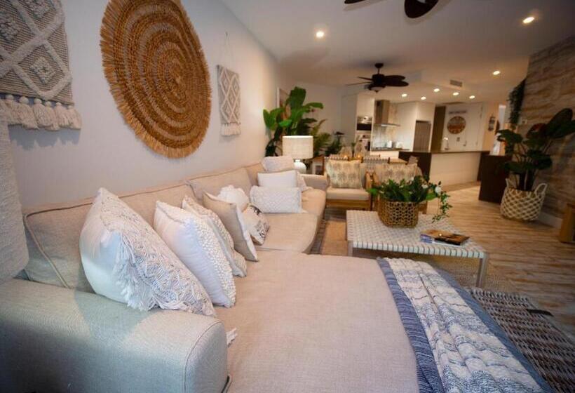 Апартаменты 3 Спальни, Cotton Beach Resort  Tweed Coast Holidays ®