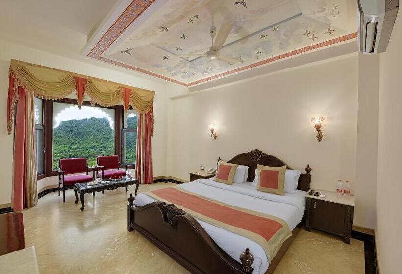 Quarto Deluxe, Bhairavgarh Palace Udaipur