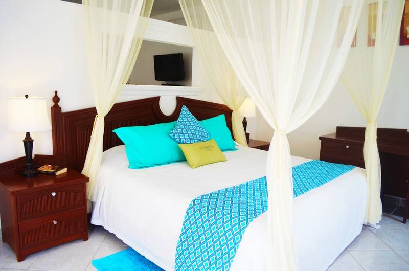 Juniorsviitti Puutarhanäkymä, Corales Suites