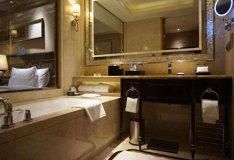 اتاق لوکس با تخت بزرگ, Wanda Realm Harbin