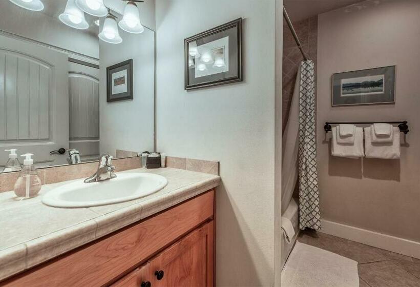 Апартаменты 2 Спальни, Dover Bay  Bayside South