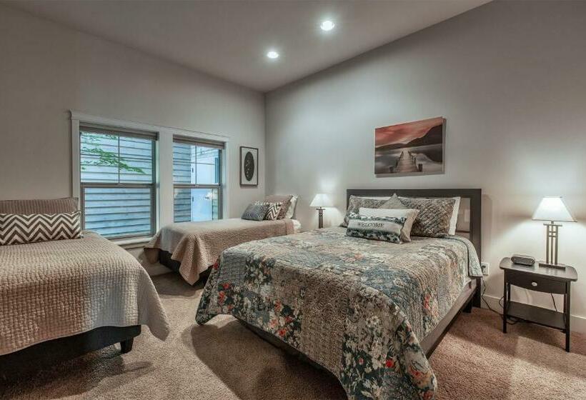 Апартаменты 2 Спальни, Dover Bay  Bayside South