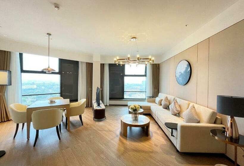 مجموعه ویستا شهر, Kew Green Hotel Hongqiao Shanghai