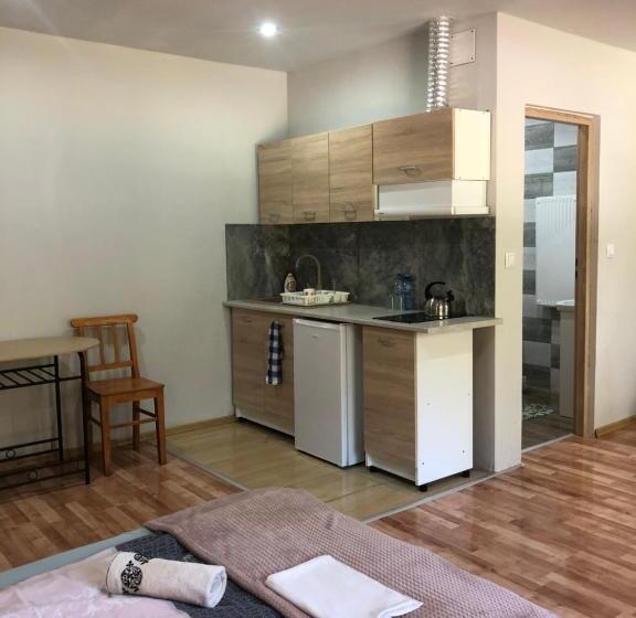 Номер Deluxe, Tarnica
