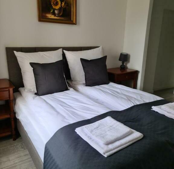 Quarto Estandar Cama King, Sukiennice Międzylesie