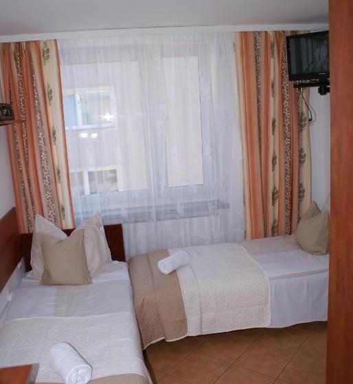 Quarto Economy, Natural Mielno