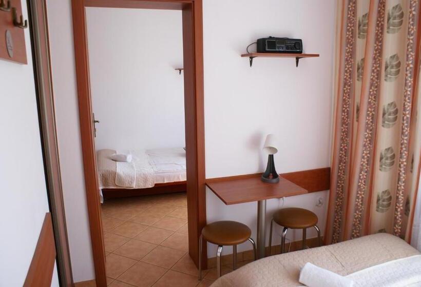 Quarto Quádruplo Deluxe, Natural Mielno