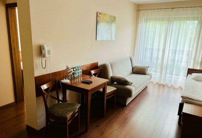 اتاق خانوادگی, Pod Bukami   Chill&spa